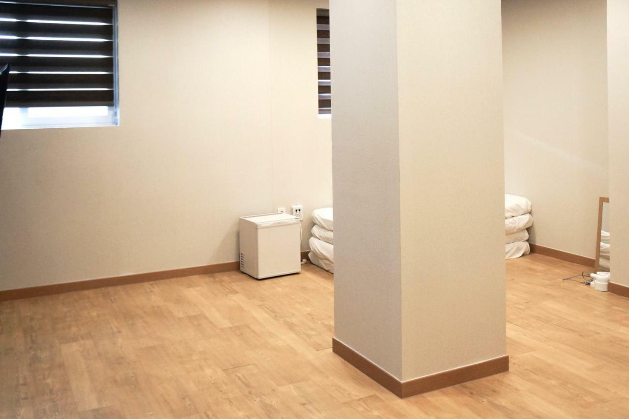 Cioharu Guesthouse Gwanganri Busan Buitenkant foto