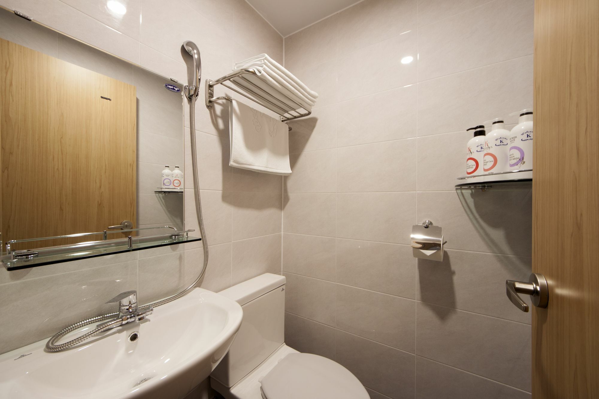 Cioharu Guesthouse Gwanganri Busan Buitenkant foto